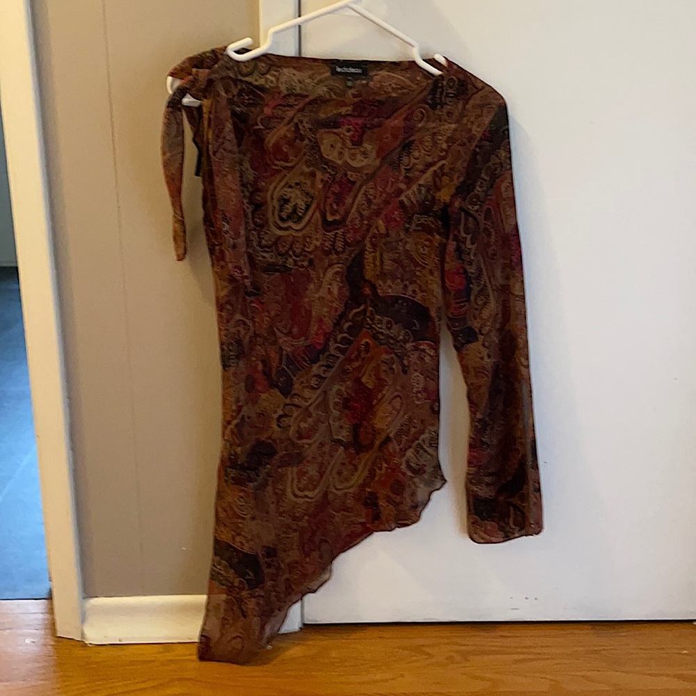 Sheer Le Chateau Top